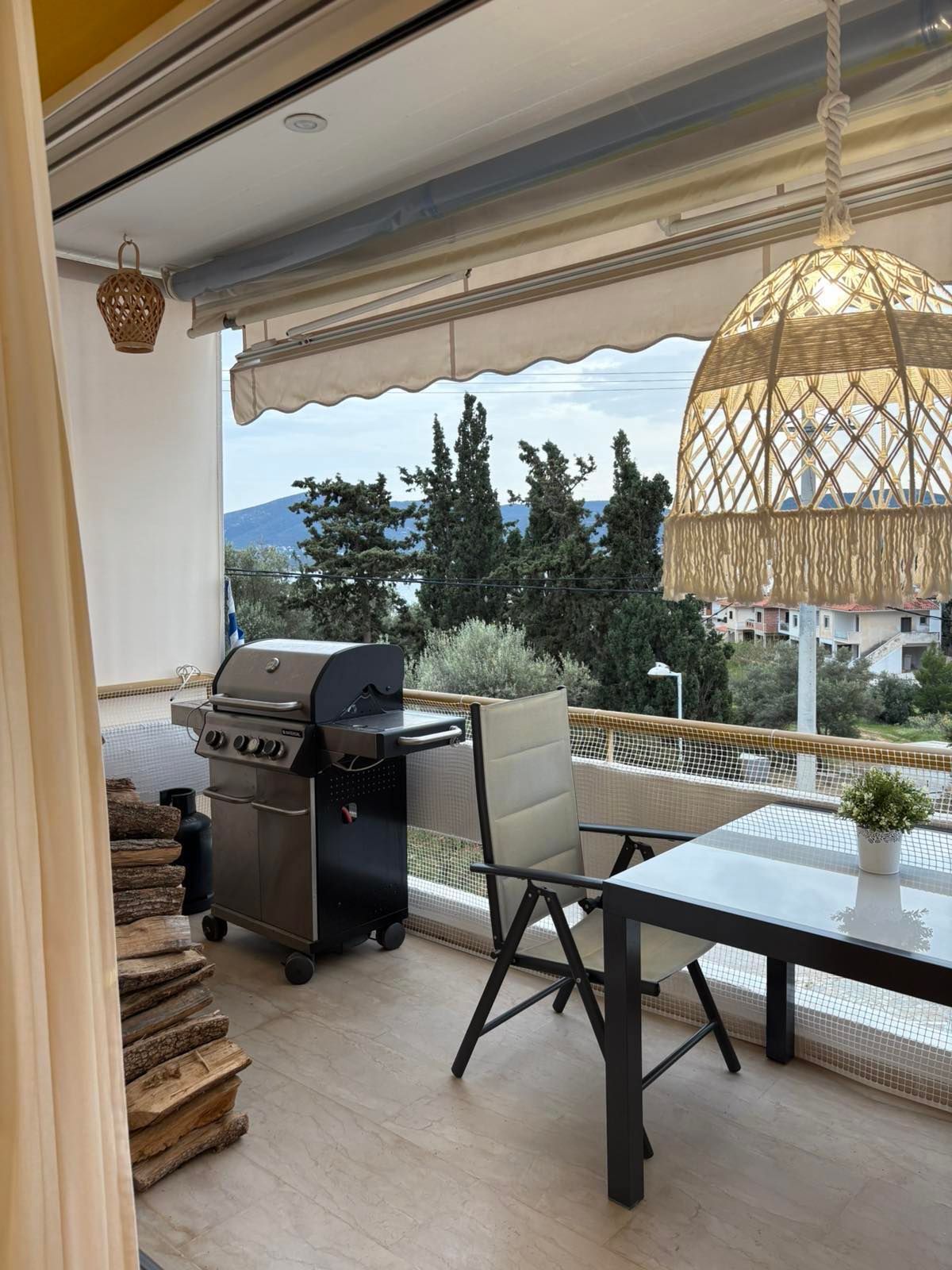 Διαμέρισμα 2ου ορόφου 55 τμ στο Πόρτο Ράφτη Αττικής