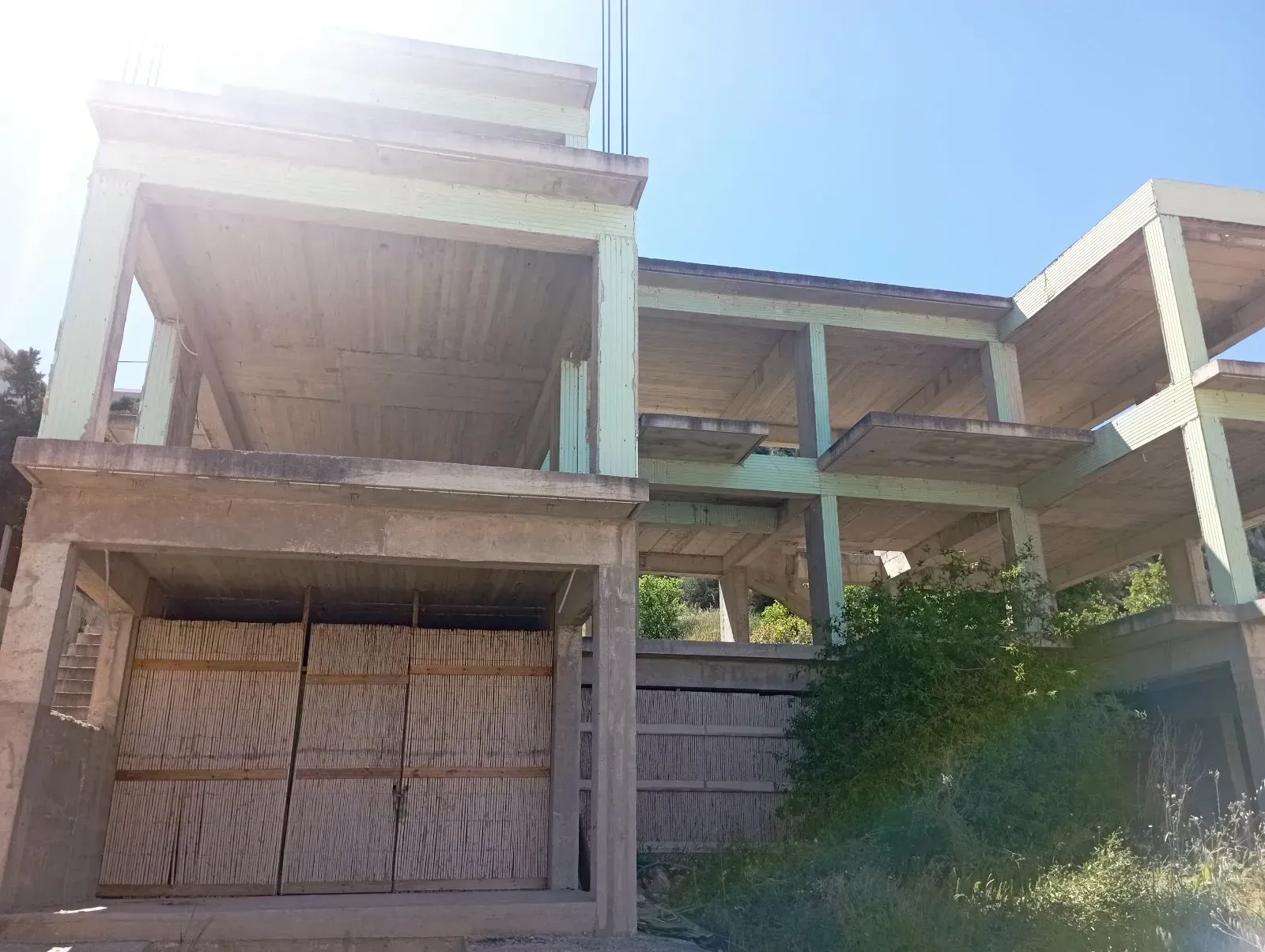 Μεζονέτες (2) στο Πόρτο Ράφτη