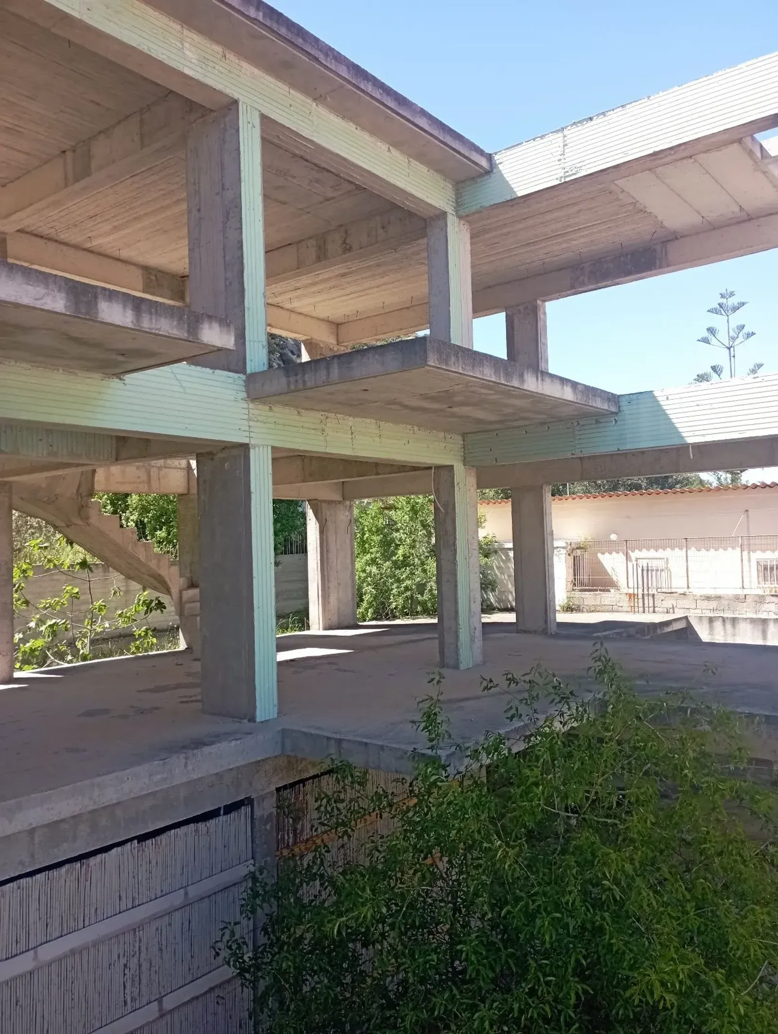 Μεζονέτες (2) στο Πόρτο Ράφτη