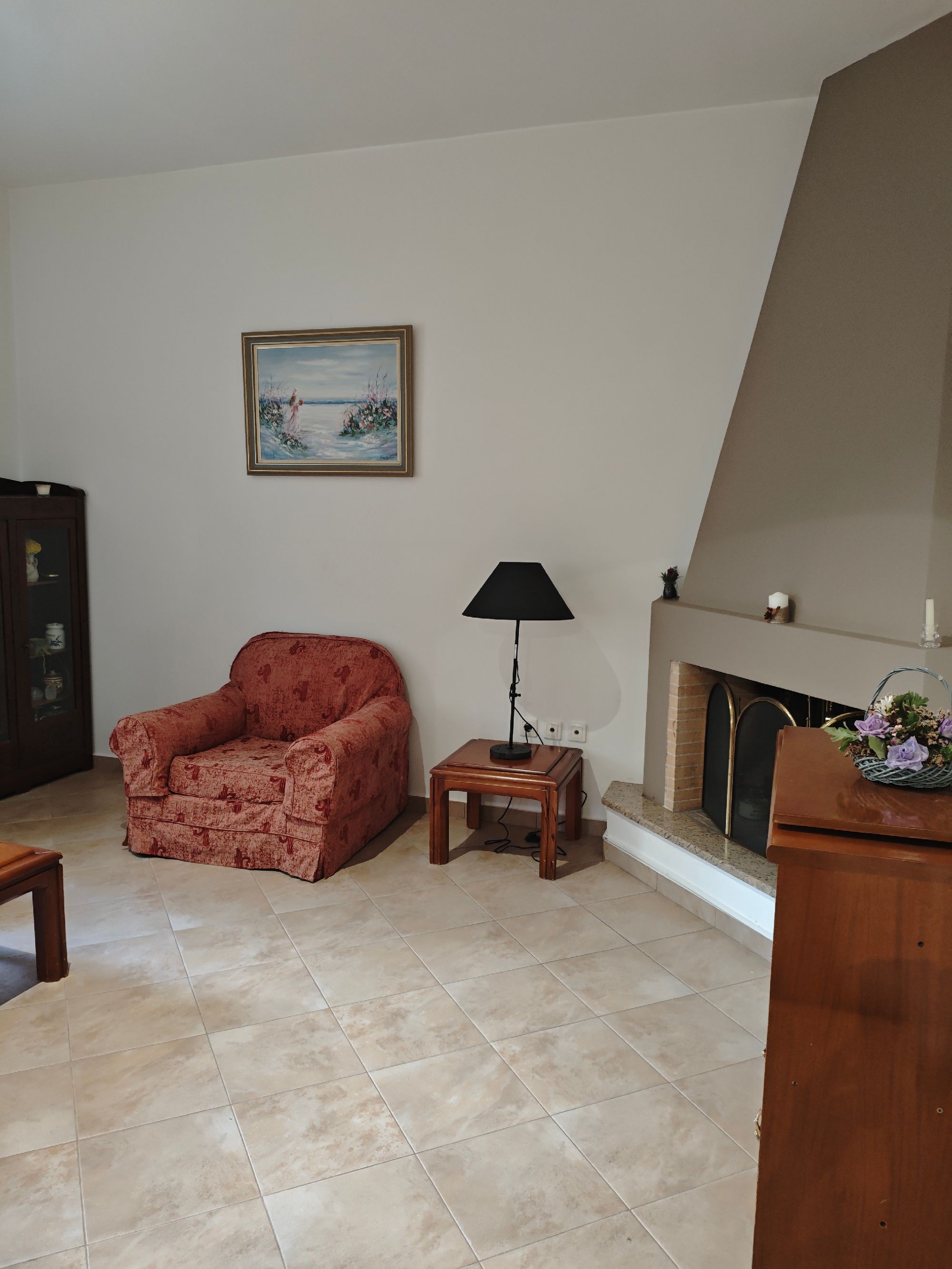 Ενοικιάζεται ισόγειο διπλοκατοικίας